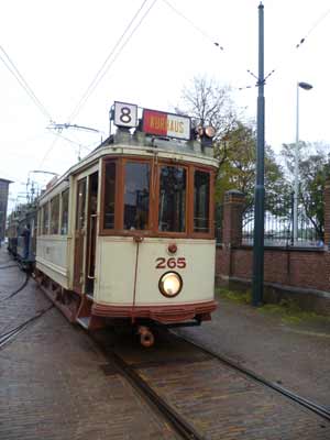 historischer Straßenbahnwagen