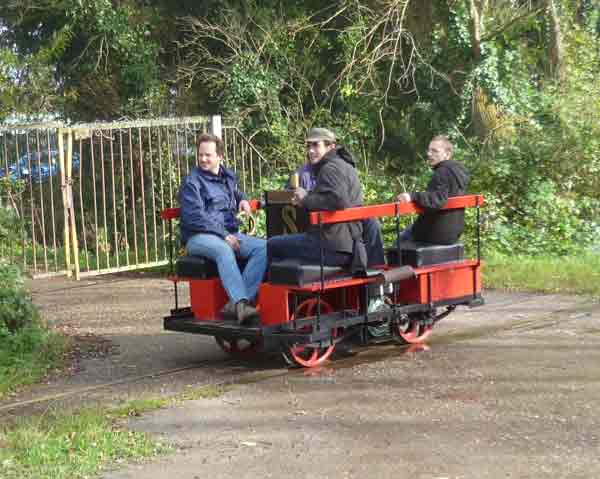 zurück mit dem Railauto