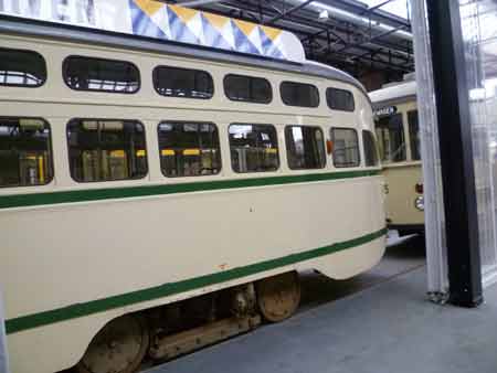 neuere Bahn